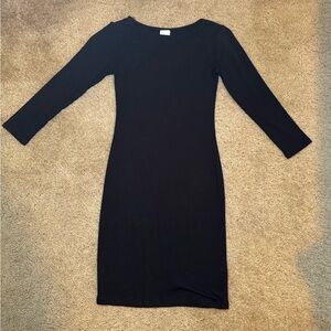 Black Long Sleeve Form-Fitting Dress